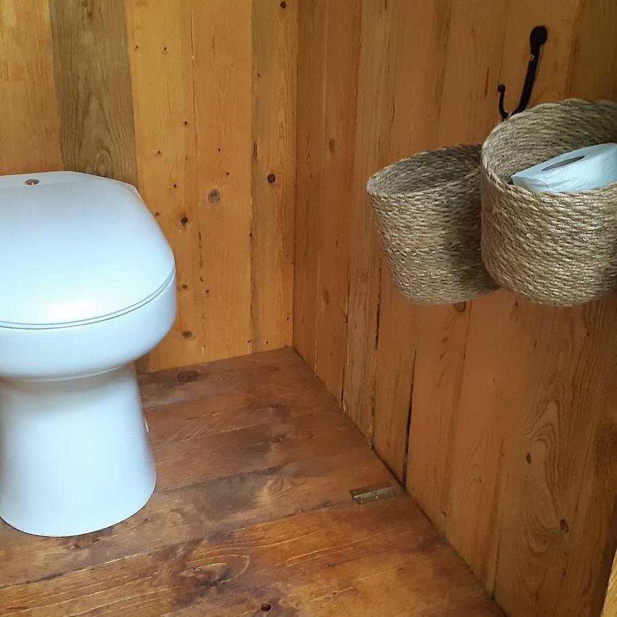 Glamping V Sadu Hotel Sadská Eksteriør billede